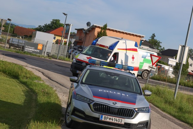 Auffahrunfall mit drei beteiligten Autos im dichten Abendverkehr auf Wiener Strae in Marchtrenk