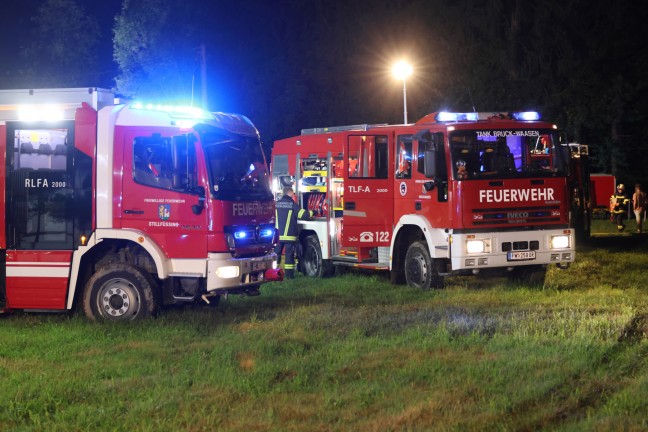 Vollbrand eines Bauernsacherls in Waizenkirchen sorgt fr Groeinsatz von zwlf Feuerwehren