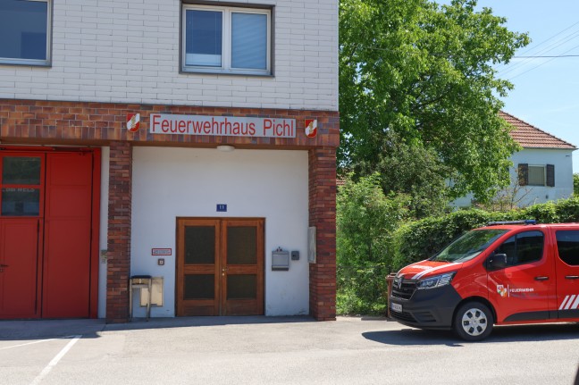 Drei Feuerwehren zu Brand in einem Betreubaren Wohnen in Pichl bei Wels alarmiert