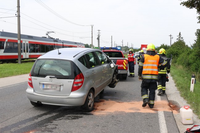 Mittagessen gerettet: Auffahrunfall mit drei beteiligten Fahrzeugen auf Eferdinger Strae in Alkoven