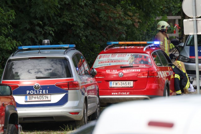 Personenrettung: Person in Ried im Innkreis offenbar von Regionalzug der Innkreisbahn erfasst