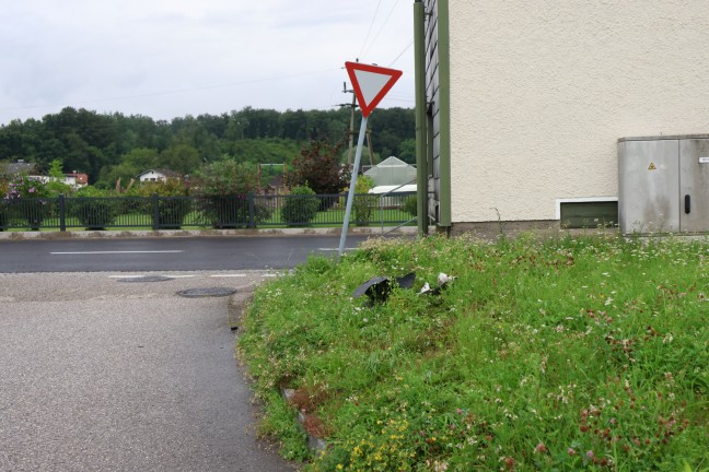 Kind (8) im Auto: Lenkerin lieferte sich wilde Verfolgungsjagd mit bis zu 155 km/h durch Stadl-Paura