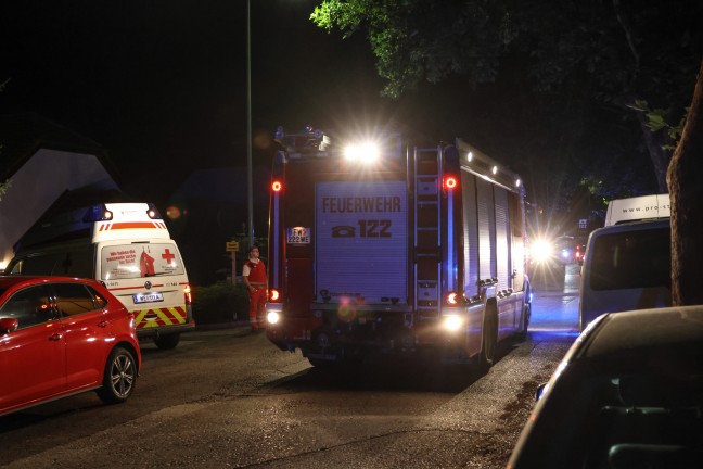 Mitternachtssnack verungl�ckt: Kurzzeitig gr��erer Einsatz in einer Wohnanlage in Wels-Lichtenegg