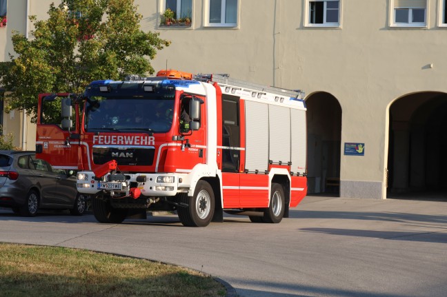 Lautes Piepsen lste Einsatz von Feuerwehr und Polizei in Wels-Lichtenegg aus