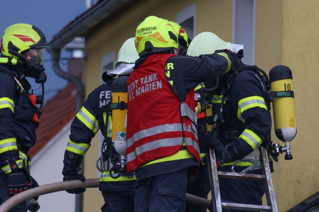 Vier Feuerwehren bei Garagenbrand in St. Marien im Einsatz
