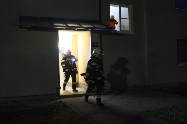 Optische Tuschung durch Kerze lste kurzzeitigen Einsatz der Feuerwehr in Wels-Neustadt aus