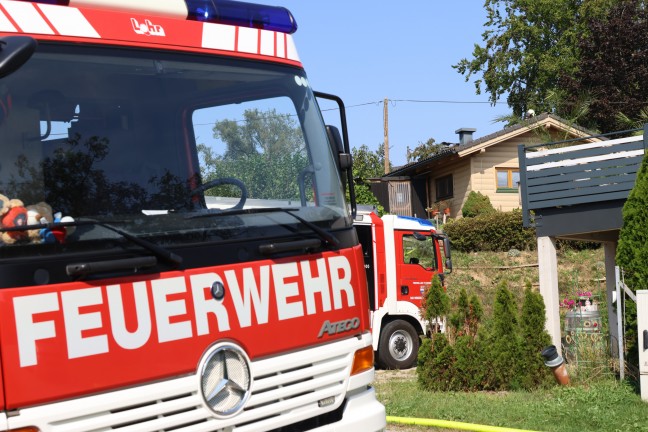Brand einer Gartenhtte in Bad Wimsbach-Neydharting sorgte fr Einsatz zweier Feuerwehren