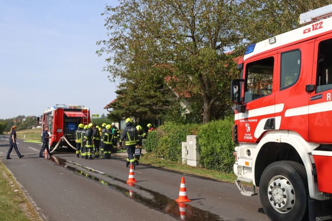 Vier Feuerwehren bei Brand im Dachboden eines Wohnhauses in Stroheim im Einsatz