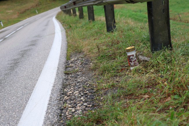 Zwei Todesopfer (37 und 43) bei Motorradsturz auf Mhllackener Strae in Feldkirchen an der Donau