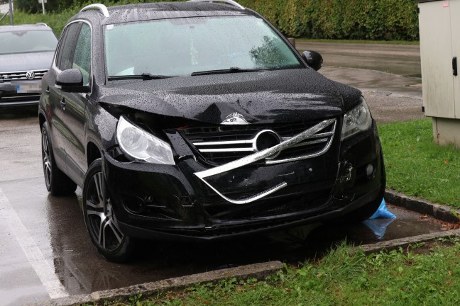 Kreuzungscrash zwischen zwei PKW in Kirchdorf an der Krems