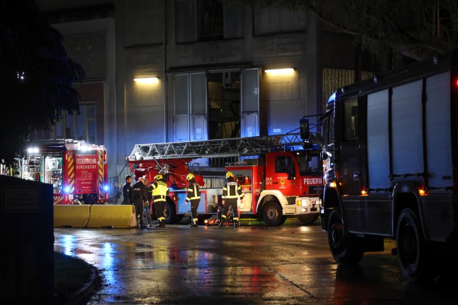 Brand im Bereich einer Filteranlage eines Zementwerks in Kirchdorf an der Krems