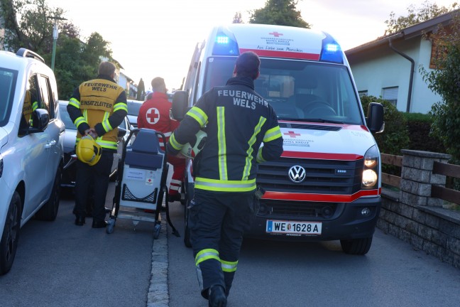 Personenrettung: Mann in Wels-Pernau mit Hand in Wohnwagen eingeklemmt