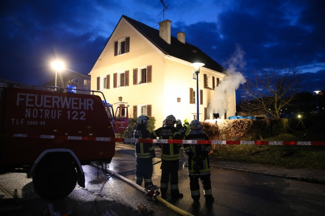 Sieben Personen bei dramatischem Wohnhausbrand in Bad Schallerbach gerettet