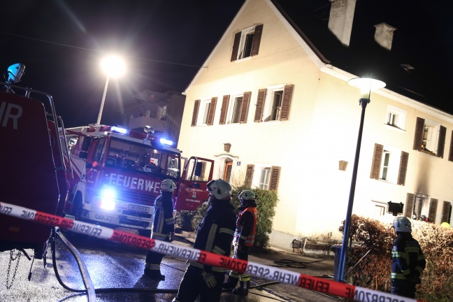 Sieben Personen bei dramatischem Wohnhausbrand in Bad Schallerbach gerettet