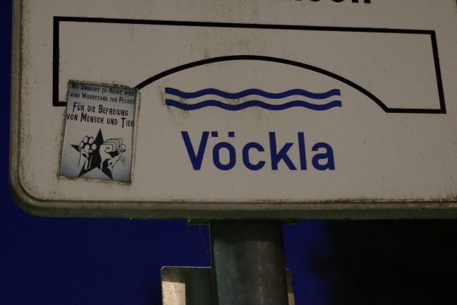 Vcklabruck: Einsatzkrfte zu Personenrettung an die Vckla alarmiert