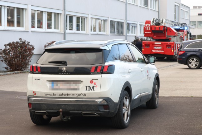 Brand in einem Firmengebudekomplex in Wels-Pernau