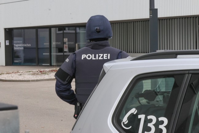 Schwer bewaffnet: Polizei nach Hinweis zu Doppelmord im Mhlviertel auch in Wels-Neustadt im Einsatz
