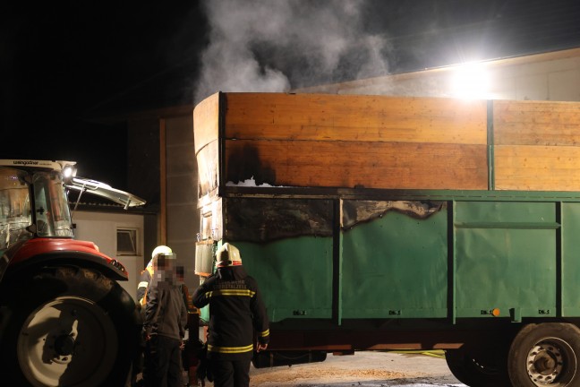 Vier Feuerwehren bei Brand auf einem Bauernhof in Eberstalzell im Einsatz