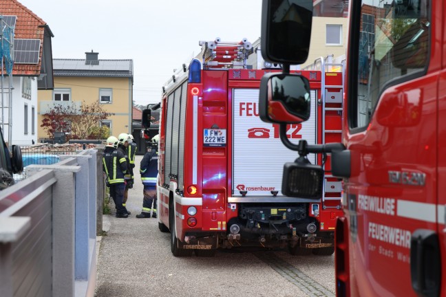 Hohe CO-Konzentration: Person in einem Wohnhaus in Wels-Schafwiesen reglos aufgefunden