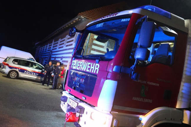 Drei Feuerwehren bei kleinerem Brand auf Bauernhof in Enns im Einsatz