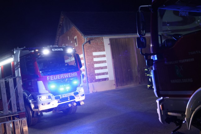 Drei Feuerwehren bei kleinerem Brand auf Bauernhof in Enns im Einsatz