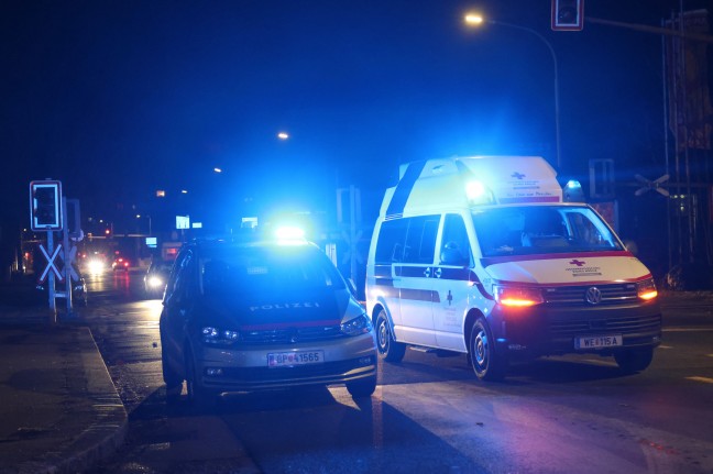 Brand eines Kinderwagens: Einsatz bei Kleinbrand in einem Mehrparteienwohngeb�ude in Wels-Lichtenegg