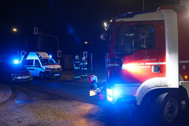 Brand eines Kinderwagens: Einsatz bei Kleinbrand in einem Mehrparteienwohngeb�ude in Wels-Lichtenegg