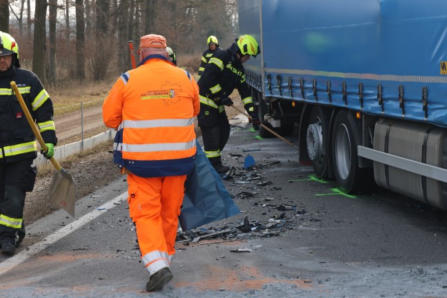 T�dlicher Frontalcrash: Autolenker auf Steyrer Stra�e bei Kronstorf t�dlich verungl�ckt