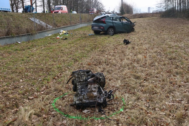 T�dlicher Frontalcrash: Autolenker auf Steyrer Stra�e bei Kronstorf t�dlich verungl�ckt