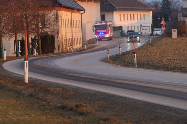 13 Kilometer lange lverschmutzung sorgte fr Einsatz von vier Feuerwehren und Straenmeisterei