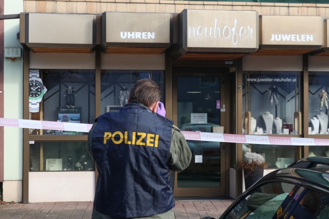 Alarmfahndung nach Raubberfall auf Juwelier in Marchtrenk