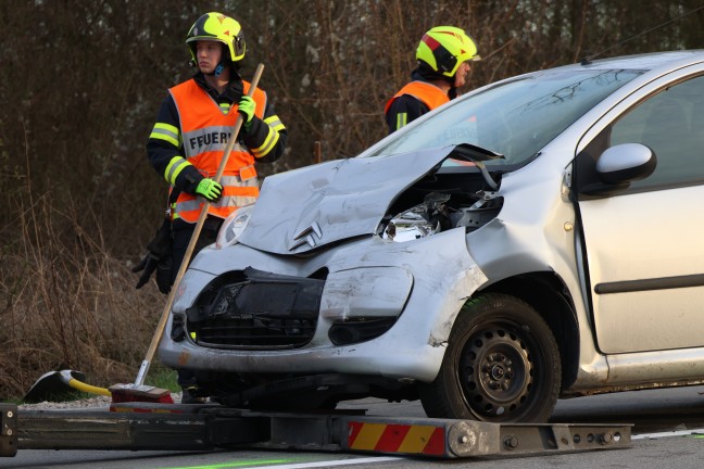 Auffahrunfall bei Abbiegevorhaben auf Wiener Strae in Gunskirchen fordert zwei Leichtverletzte