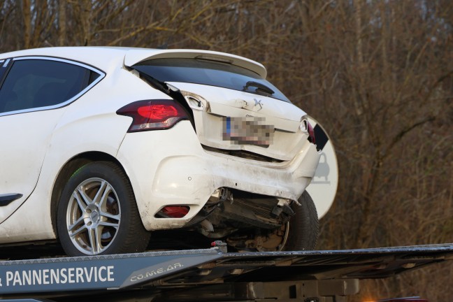 Auffahrunfall bei Abbiegevorhaben auf Wiener Strae in Gunskirchen fordert zwei Leichtverletzte