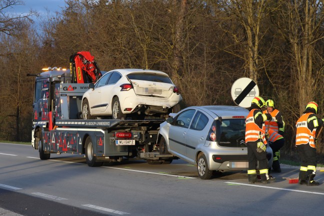 Auffahrunfall bei Abbiegevorhaben auf Wiener Strae in Gunskirchen fordert zwei Leichtverletzte