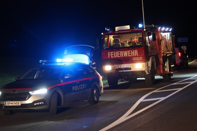 Fahrzeug bei schwerem Verkehrsunfall in Neukirchen am Walde berschlagen