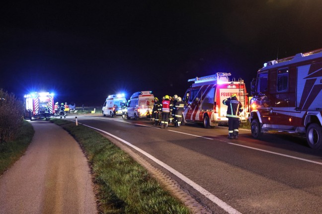 Schwer verletzt: Auto auf Gallspacher Strae bei Grieskirchen mehrfach berschlagen