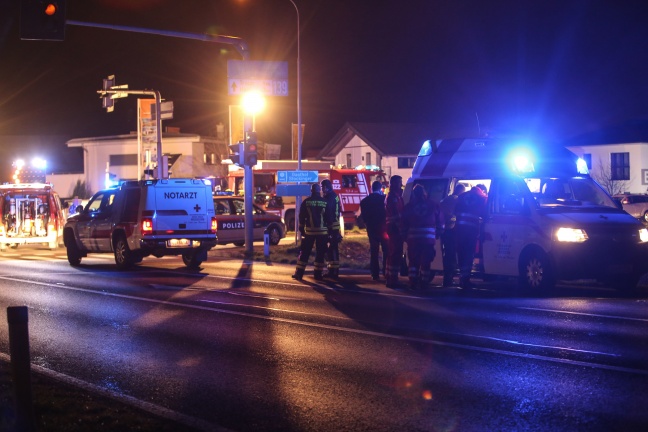 Schwerer Kreuzungscrash in Ansfelden endete glimpflich