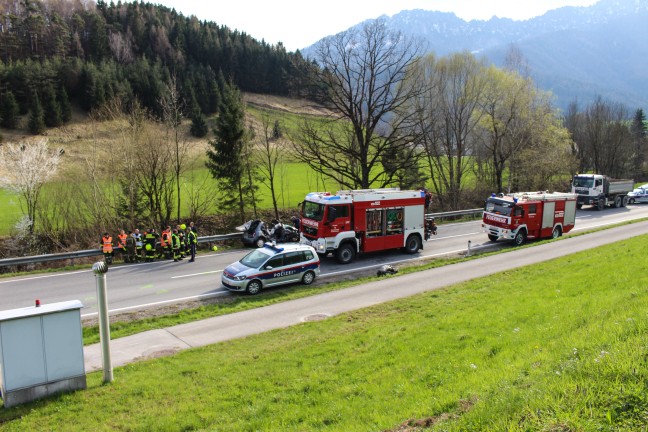 Tödlicher Verkehrsunfall auf der Pyhrnpass Straße in Micheldorf in Oberösterreich