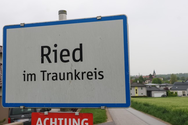 Giftkder ausgelegt: Hund nach Spaziergang in Ried im Traunkreis beinahe an Vergiftung gestorben