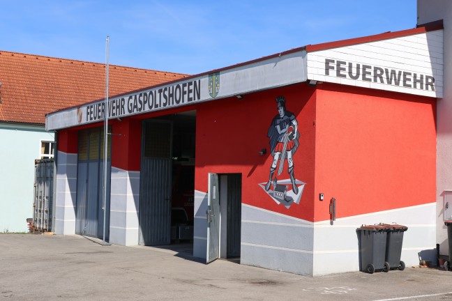 Personenrettung: Kind in Gaspoltshofen in Fahrrad eingeklemmt