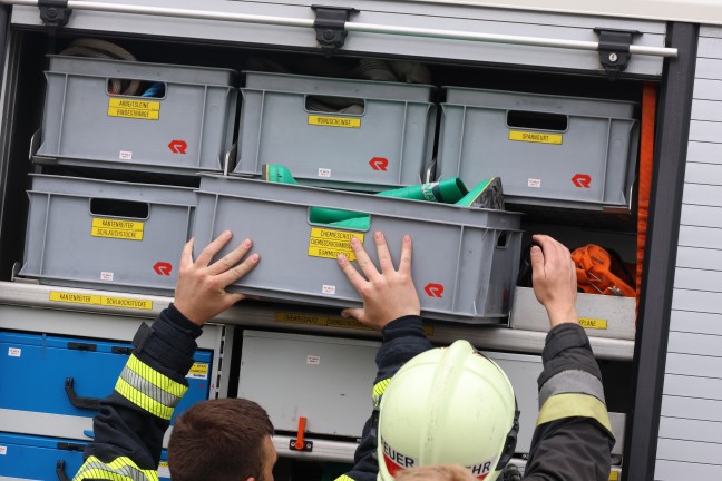 Chlorgasalarm in einem Hallenbad in Wels-Lichtenegg durch Stromausfall ausgel�st