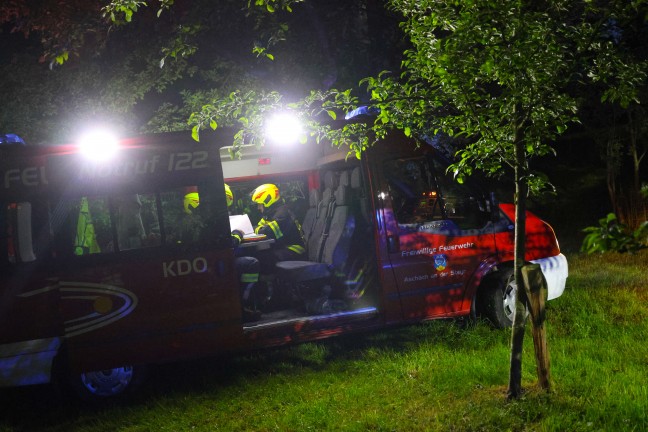 Neun Feuerwehren bei Brand in Waschkche eines Bauernhofes in Aschach an der Steyr im Einsatz