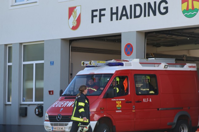 Auffahrunfall zwischen zwei PKW auf Innviertler Strae bei Krenglbach