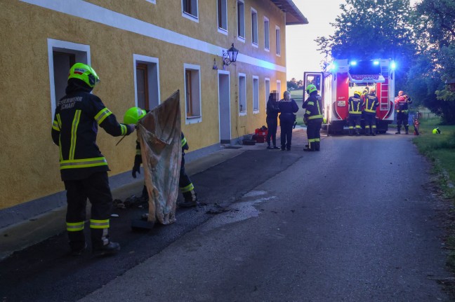 Brand einer Selche auf einem Bauernhof in Vorchdorf sorgt f�r Einsatz dreier Feuerwehren