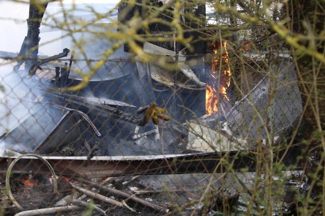 Gartenhtte in Wels-Lichtenegg in Vollbrand