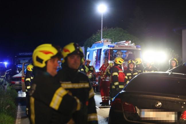Frontalcrash auf Kremstalstrae bei Kematen an der Krems fordert fnf teils Schwerverletzte