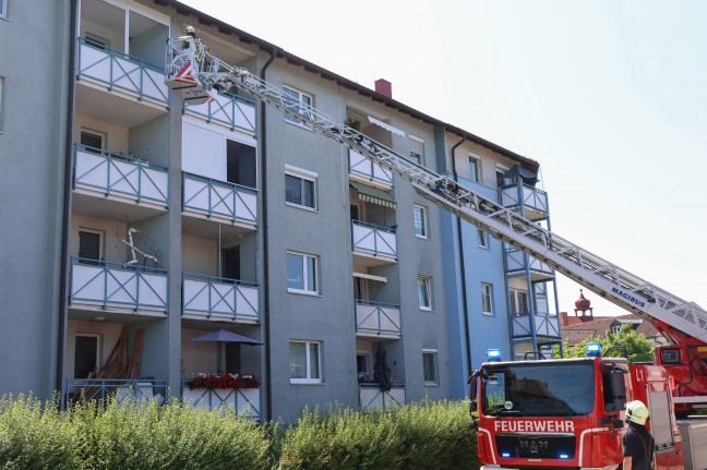 Kabelbrand in der Kche einer Wohnung eines Mehrparteienwohnhauses in Wels-Neustadt