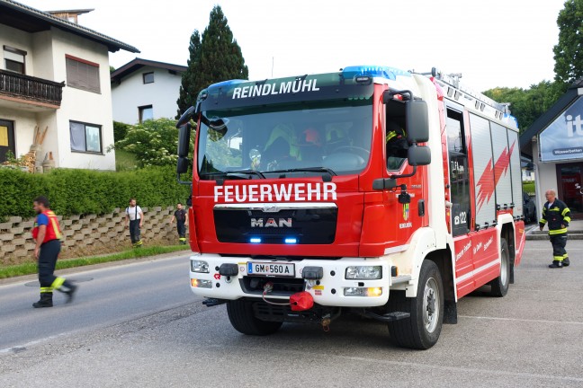 Sechs Feuerwehren bei groangelegter Suchaktion nach abgngiger Person in Altmnster im Einsatz
