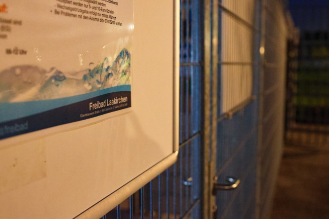 Reanimation erfolglos: Schwimmerin leblos im Freibad in Laakirchen entdeckt