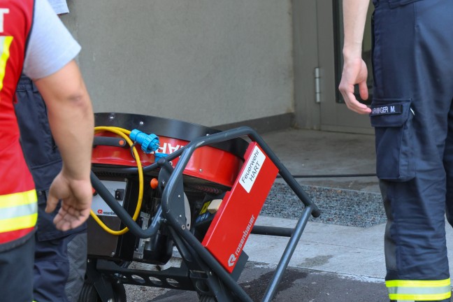 Angebranntes Kochgut sorgte fr Einsatz in einer Wohnung eines Hochhauses in Leonding